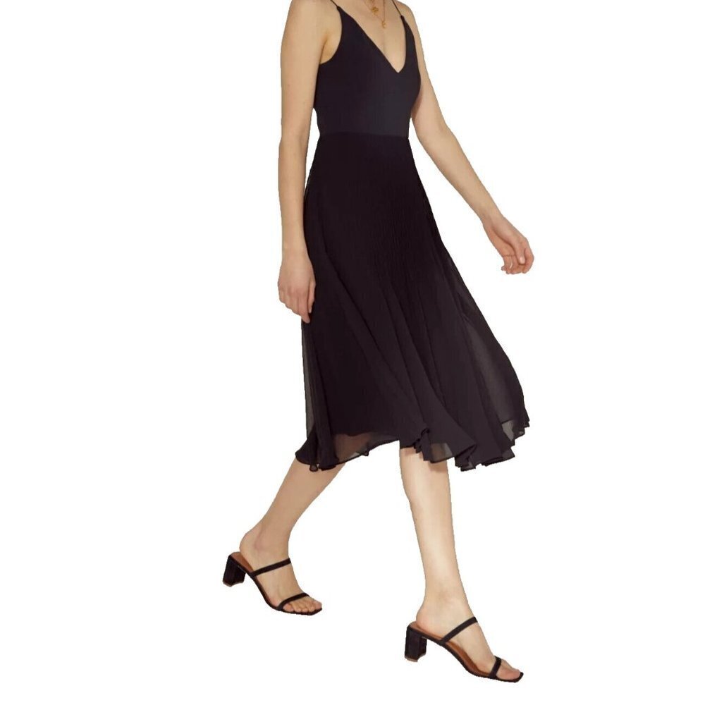 Aritzia Wilfred Womens Size XXS Black Dancer Dress Tank Pleated V-Neck Midi $148 - Picture 3 of 14